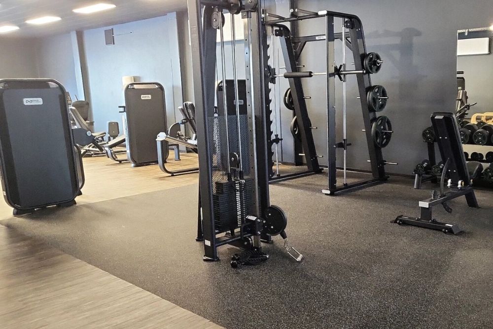 xr:d:DAFJxqUx_wk:10,j:33420750620,t:22082208